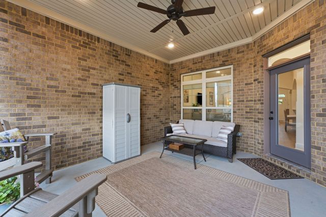2096 Leamington Ln, Murfreesboro, TN 37130