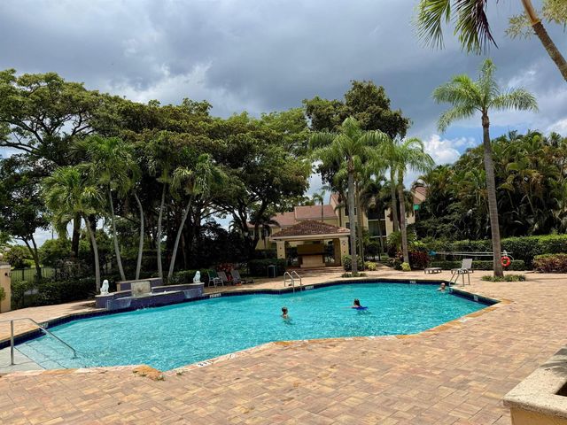1739 Village Boulevard 101, West Palm Beach, FL 33409