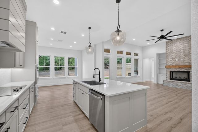 2805 Private 73107, Burleson, TX 76028