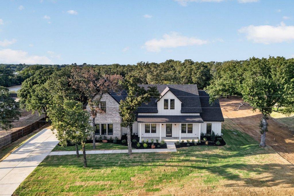 2805 Private 73107, Burleson, TX 76028