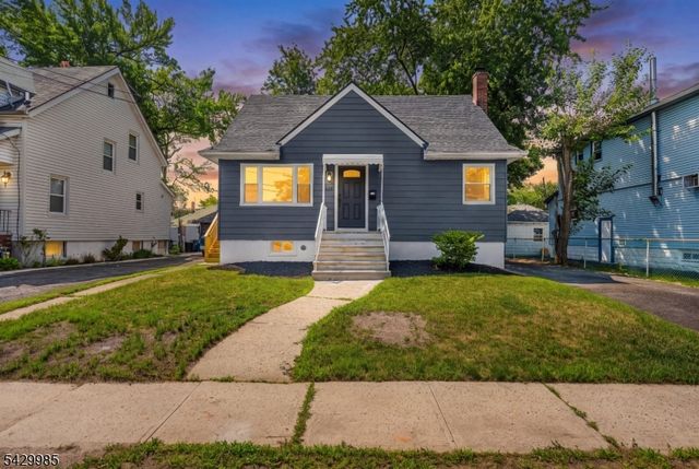 429 Wheatsheaf Rd, Roselle Boro, NJ 07203