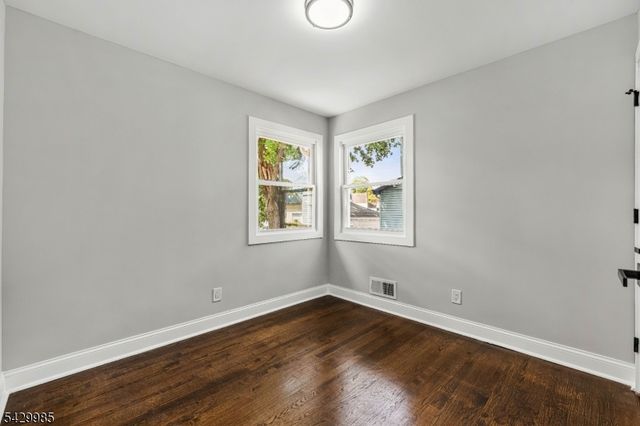 429 Wheatsheaf Rd, Roselle Boro, NJ 07203