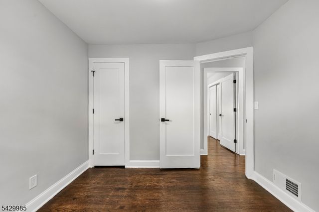 429 Wheatsheaf Rd, Roselle Boro, NJ 07203