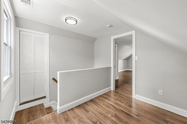 429 Wheatsheaf Rd, Roselle Boro, NJ 07203
