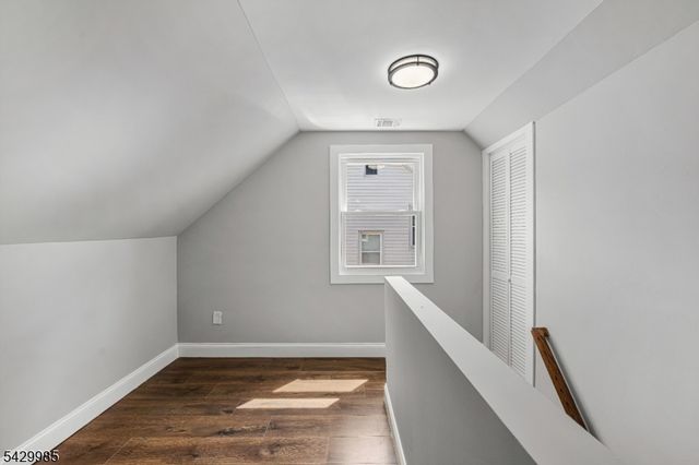 429 Wheatsheaf Rd, Roselle Boro, NJ 07203