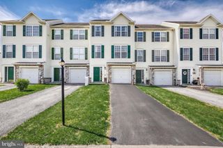 354 MESA LN #28, York, PA 17408