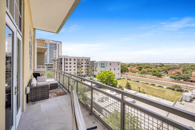 444 NW 1st Avenue NW 602, Fort Lauderdale, FL 33301