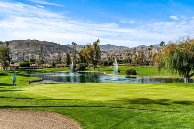 193 Seville Circle, Palm Desert, CA 92260