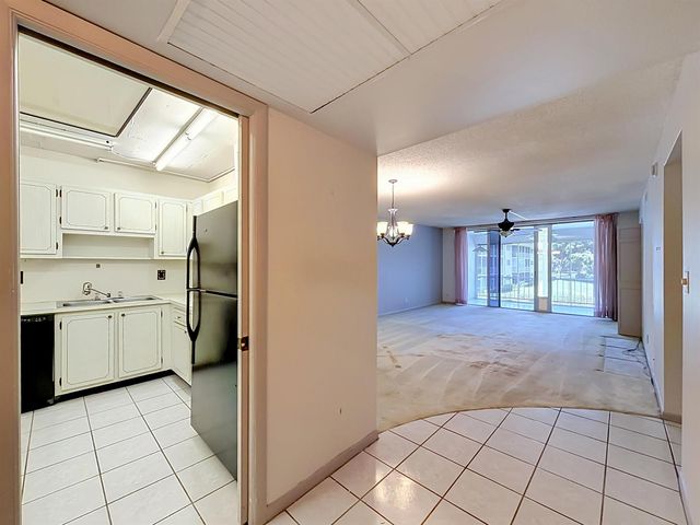 2850 Forest Hills Boulevard 212, Coral Springs, FL 33065