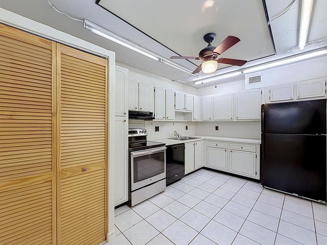 2850 Forest Hills Boulevard 212, Coral Springs, FL 33065