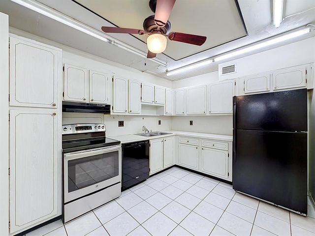 2850 Forest Hills Boulevard 212, Coral Springs, FL 33065