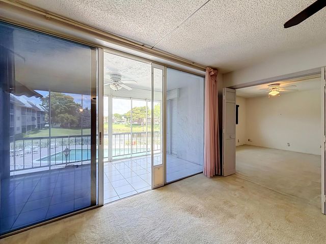 2850 Forest Hills Boulevard 212, Coral Springs, FL 33065