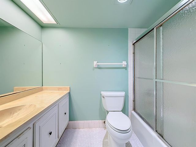 2850 Forest Hills Boulevard 212, Coral Springs, FL 33065