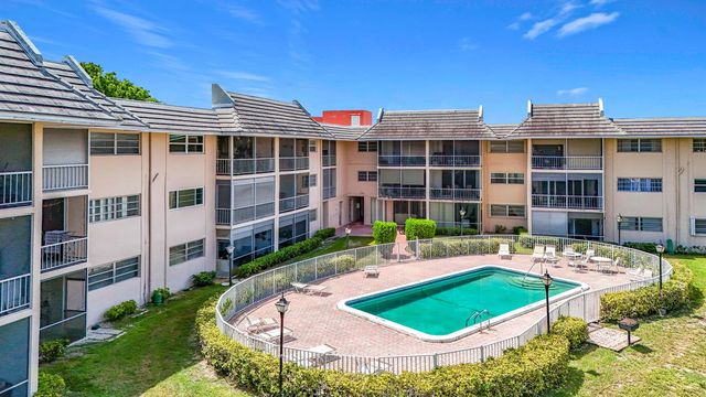 2850 Forest Hills Boulevard 212, Coral Springs, FL 33065