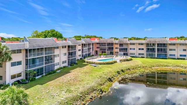 2850 Forest Hills Boulevard 212, Coral Springs, FL 33065