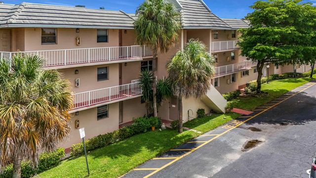 2850 Forest Hills Boulevard 212, Coral Springs, FL 33065