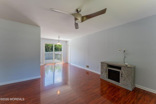 7 Cedar Hill Drive, West Creek, NJ 08092