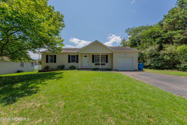 7 Cedar Hill Drive, West Creek, NJ 08092