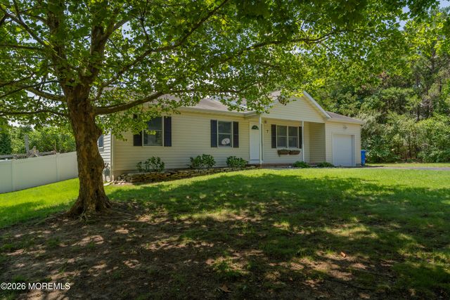 7 Cedar Hill Drive, West Creek, NJ 08092