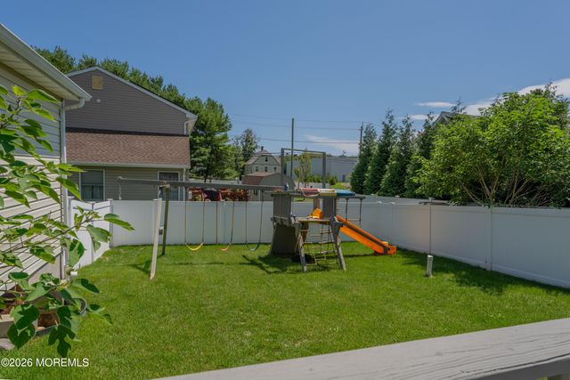 7 Cedar Hill Drive, West Creek, NJ 08092