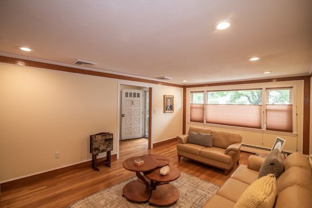 10 Magnolia Rd, Methuen, MA 01844