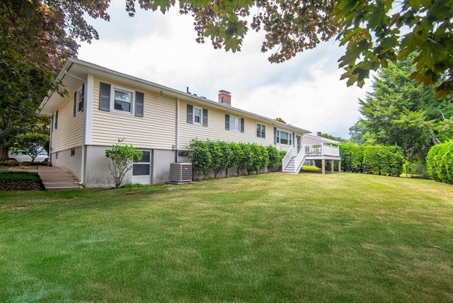 10 Magnolia Rd, Methuen, MA 01844