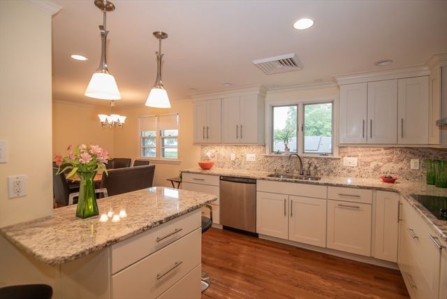 10 Magnolia Rd, Methuen, MA 01844