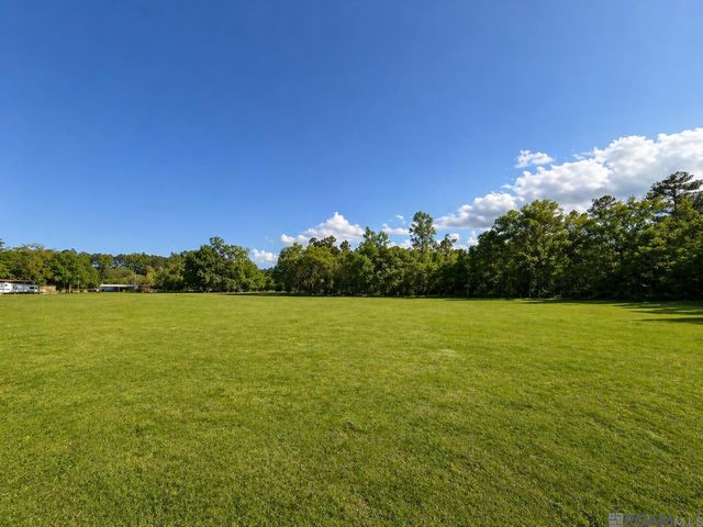 14468 Florida Blvd, Livingston, LA 70754