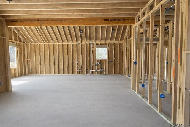 14468 Florida Blvd, Livingston, LA 70754