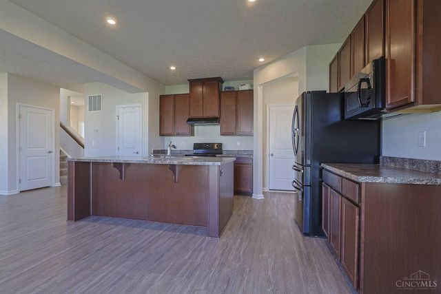 1239 Springfield Drive, Harrison, OH 45030