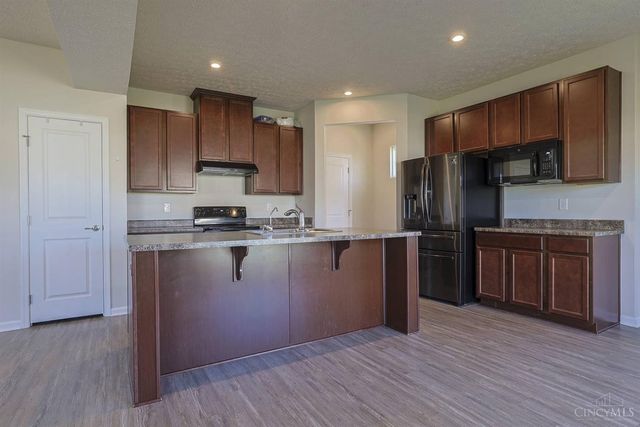 1239 Springfield Drive, Harrison, OH 45030