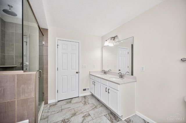 3048 Canvasback Court, Franklin Twp, OH 45005