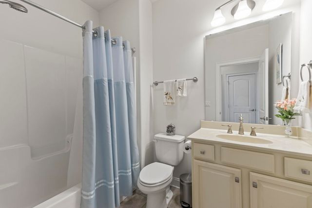 2318 Via Palma Dr., North Myrtle Beach, SC 29582