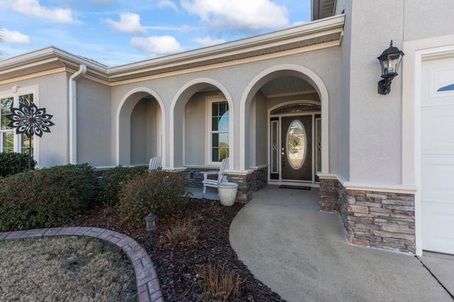 2318 Via Palma Dr., North Myrtle Beach, SC 29582