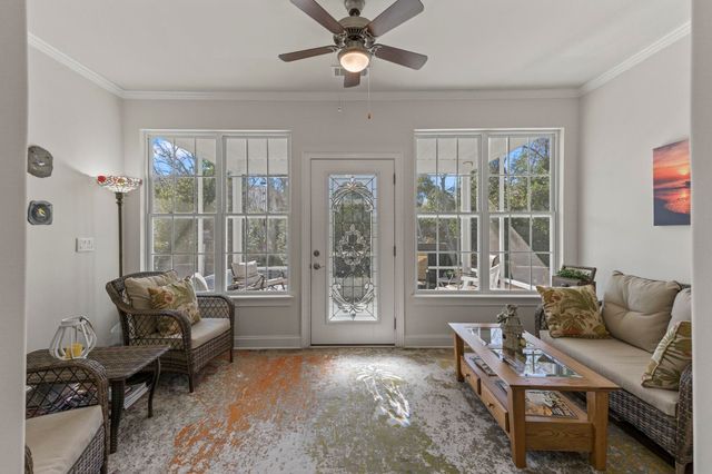 2318 Via Palma Dr., North Myrtle Beach, SC 29582