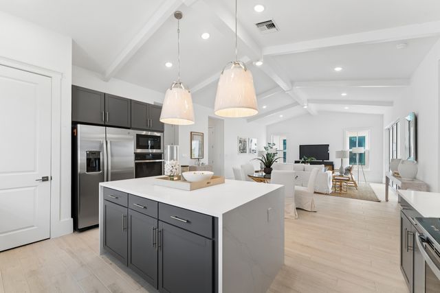 158 Parkside Way 15, Royal Palm Beach, FL 33414