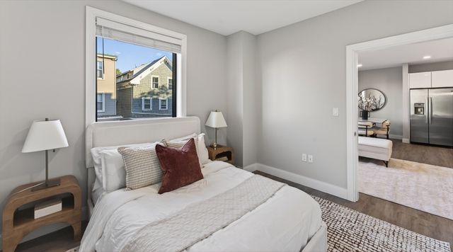 656 Saratoga 210, Boston, MA 02128