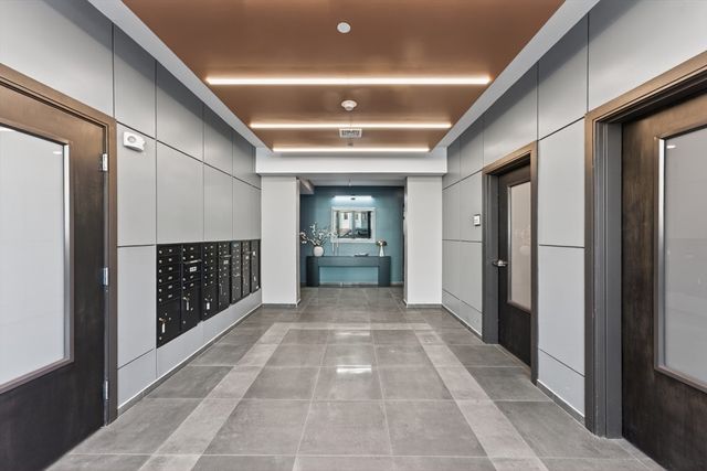 656 Saratoga 210, Boston, MA 02128