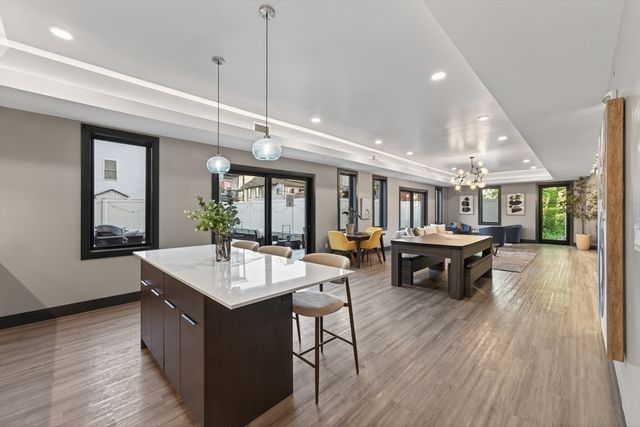 656 Saratoga 210, Boston, MA 02128