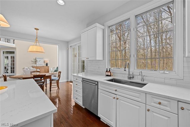 6030 Penfield Lane, Solon, OH 44139