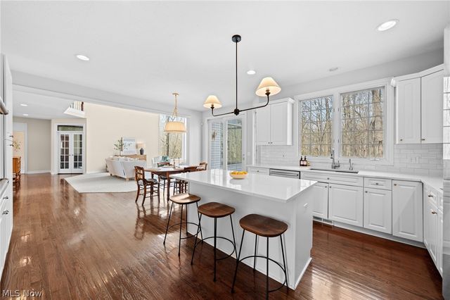 6030 Penfield Lane, Solon, OH 44139