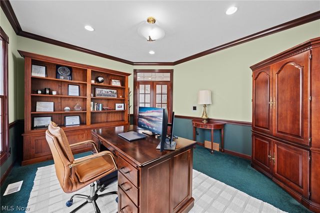 6030 Penfield Lane, Solon, OH 44139