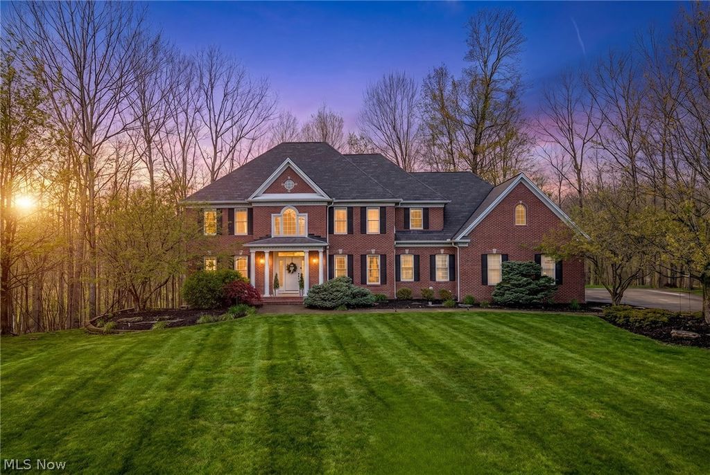 6030 Penfield Lane, Solon, OH 44139