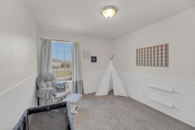 150 Mistletoe LN, Kyle, TX 78640