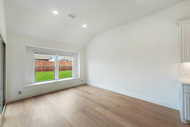 1073 Canuela Way, Justin, TX 76247