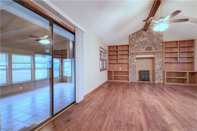 3613 Randall Drive, Independence, MO 64055