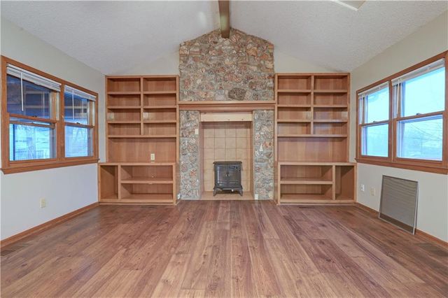 3613 Randall Drive, Independence, MO 64055