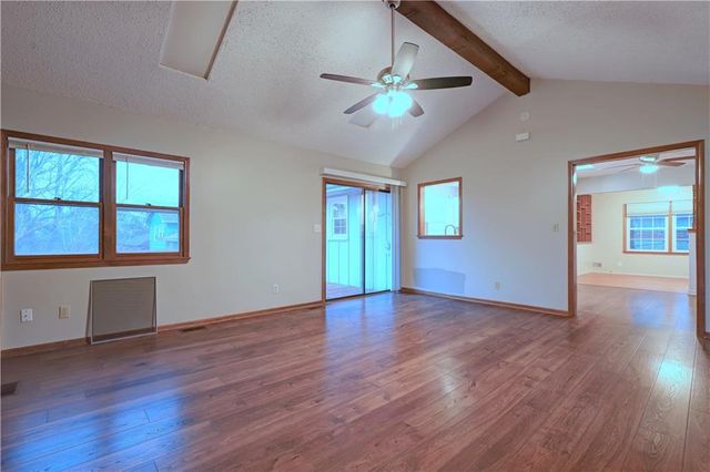 3613 Randall Drive, Independence, MO 64055