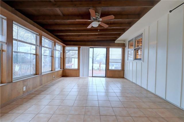 3613 Randall Drive, Independence, MO 64055