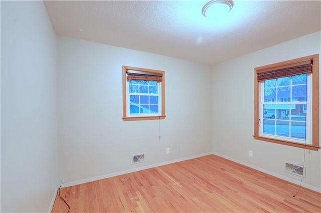 3613 Randall Drive, Independence, MO 64055